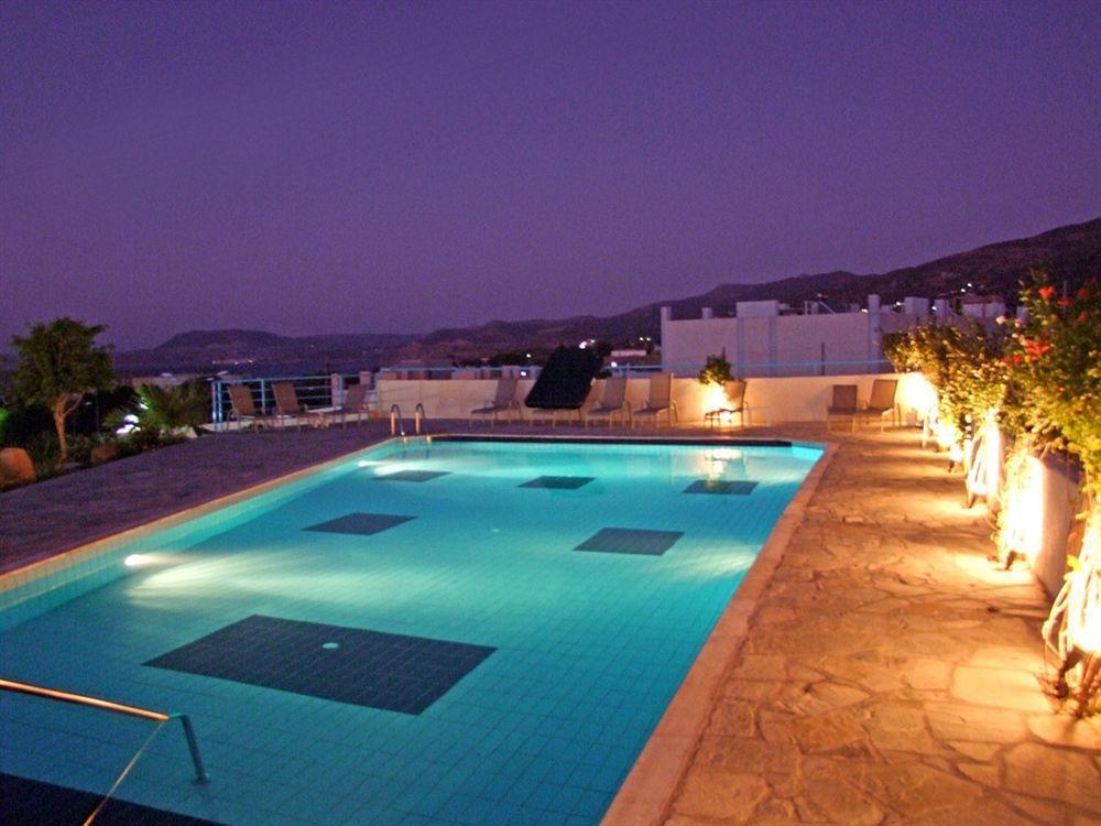 Hotel Sea Breeze Szitía Kültér fotó