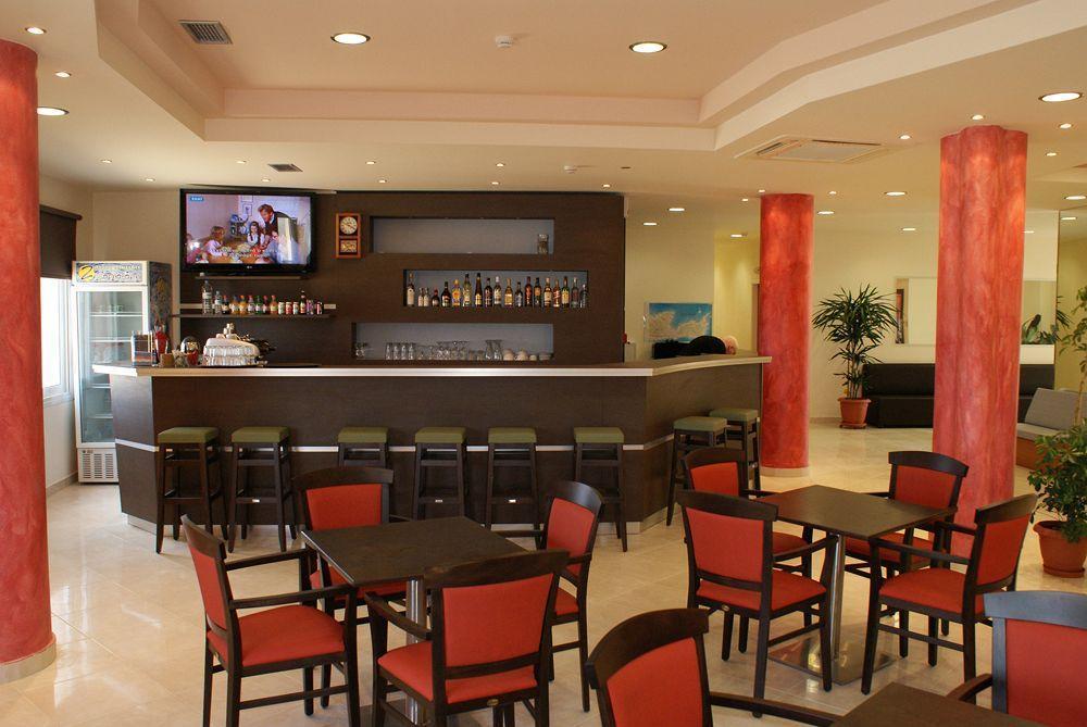 Hotel Sea Breeze Szitía Kültér fotó