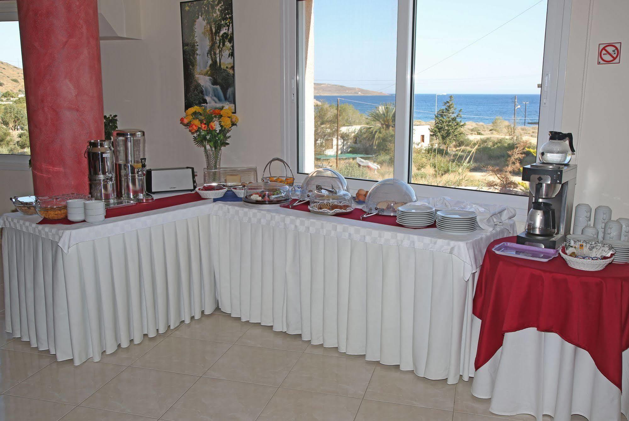 Hotel Sea Breeze Szitía Kültér fotó