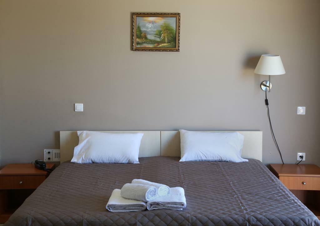 Hotel Sea Breeze Szitía Kültér fotó